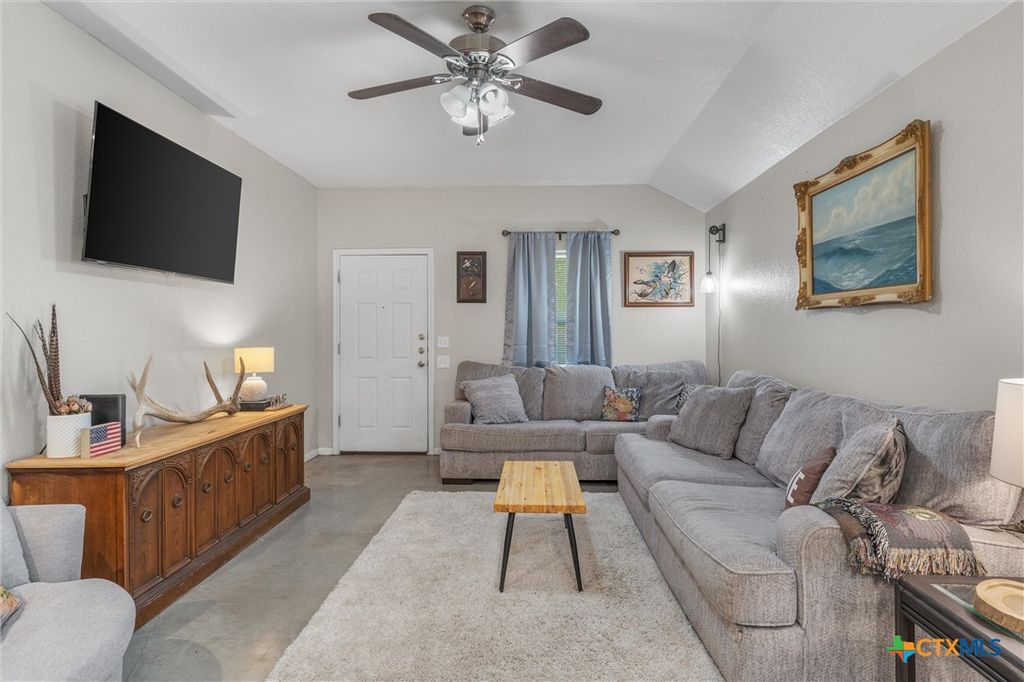 Photo of 1202 E Avenue F, Lampasas, TX 76550 (MLS # 611403)