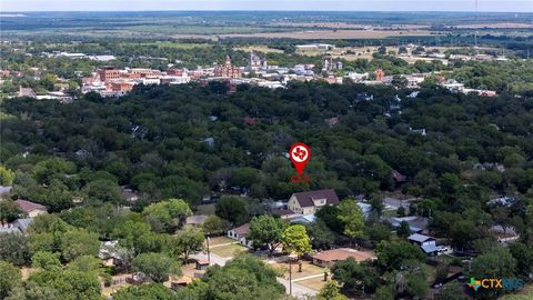 719 S Guadalupe Street Lockhart TX 78644