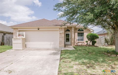 Photo of 208 Yellowstone Drive, Victoria, TX 77904 (MLS # 611891)