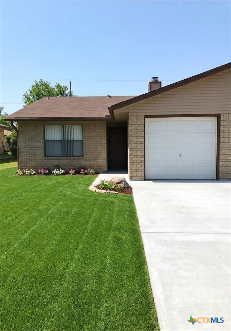 Photo 1 of 8 — 204 Jason Drive B, Copperas Cove, TX 76522
