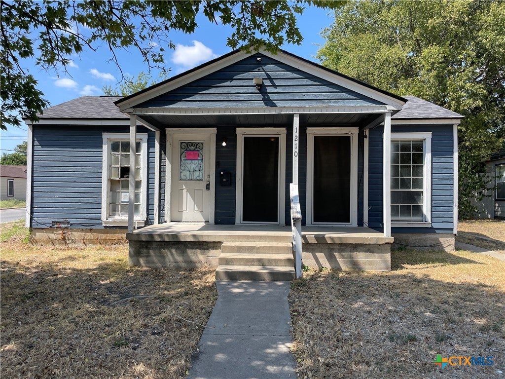 Photo of 1210 S 3rd Street, Temple, TX 76504 (MLS # 627226)