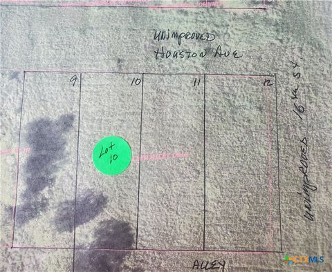 1605 W HOUSTON Avenue Seadrift TX 77983