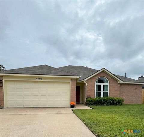 Photo of 4701 High Pointe Dr Drive, Temple, TX 76502 (MLS # 615235)
