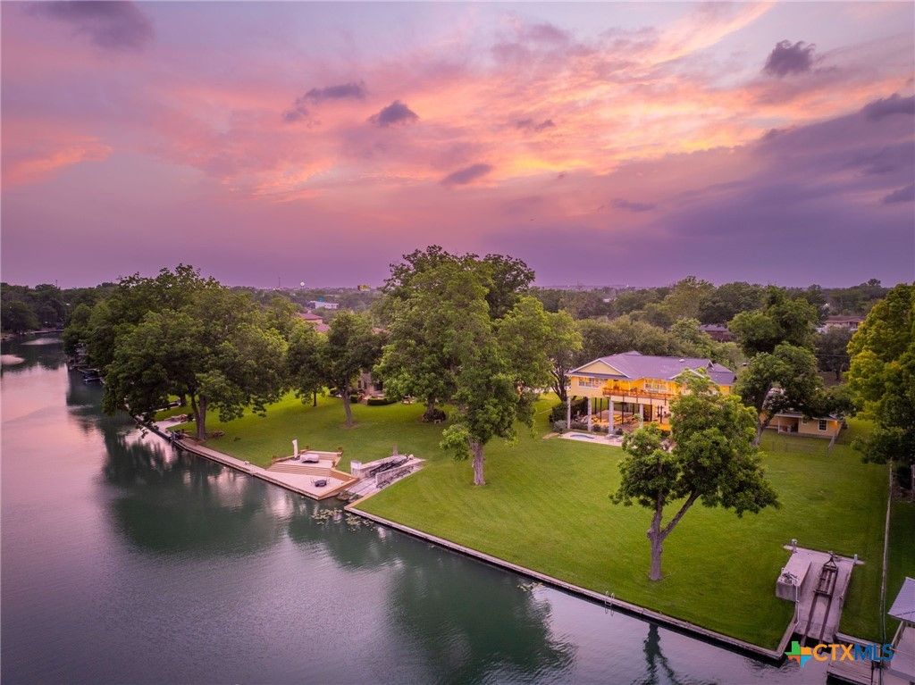 Photo of 456 Rio Drive, New Braunfels, TX 78130 (MLS # 614012)