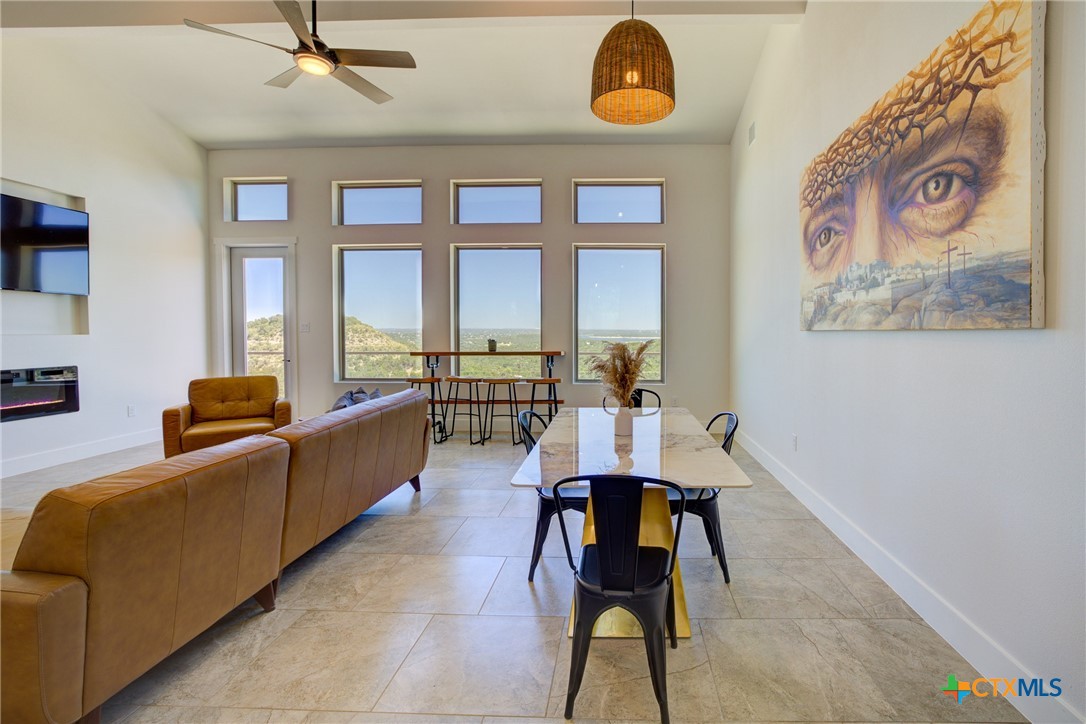 New Braunfels, Texas 78132, United States, 4 Bedrooms Bedrooms, ,2 BathroomsBathrooms,Residential,Active,180058