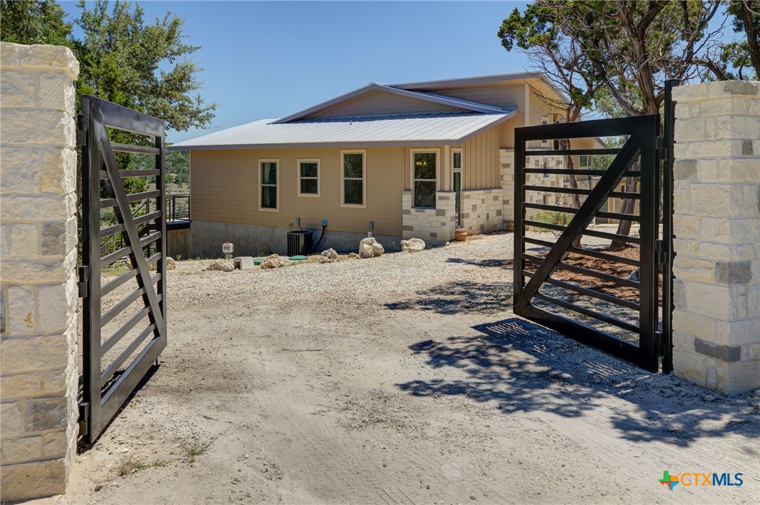 New Braunfels, Texas 78132, United States, 4 Bedrooms Bedrooms, ,2 BathroomsBathrooms,Residential,Active,180058