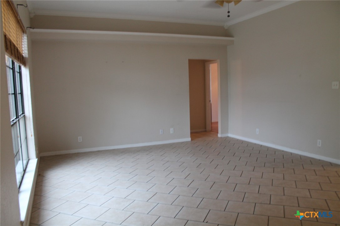 2600 Onyx Trail