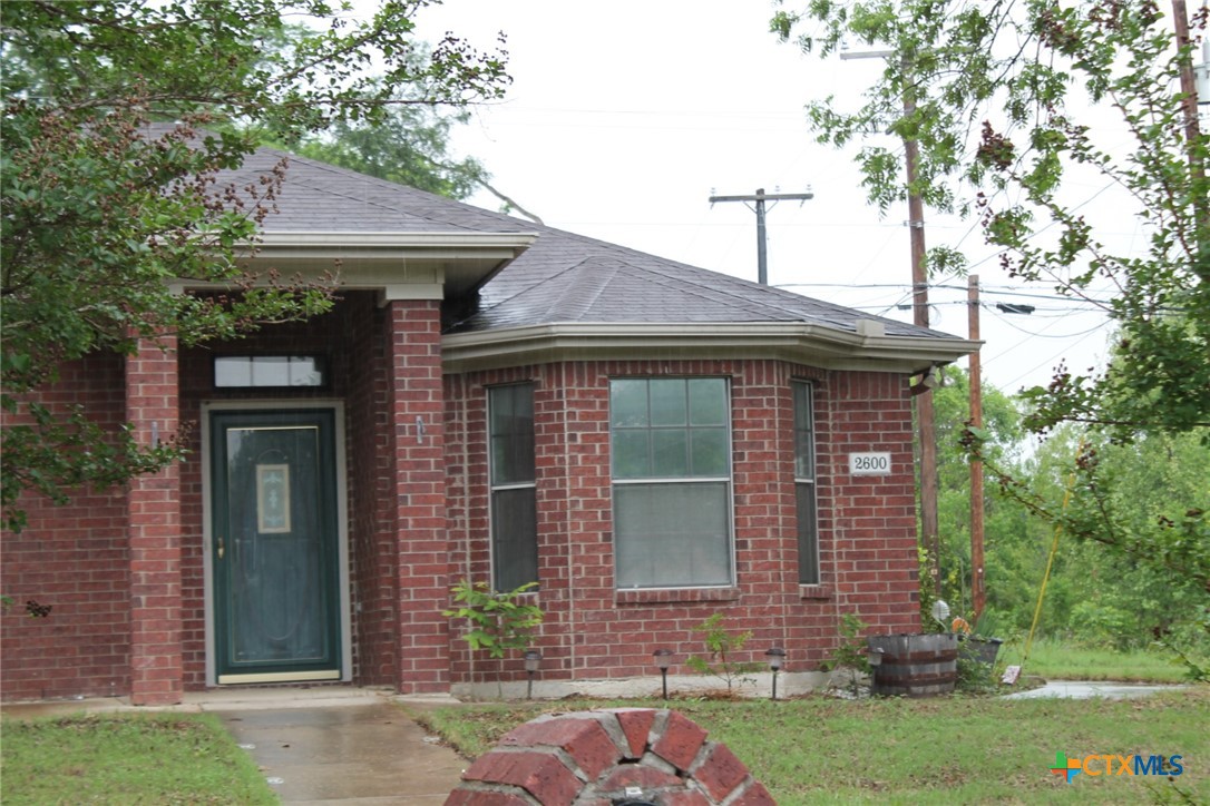 2600 Onyx Trail