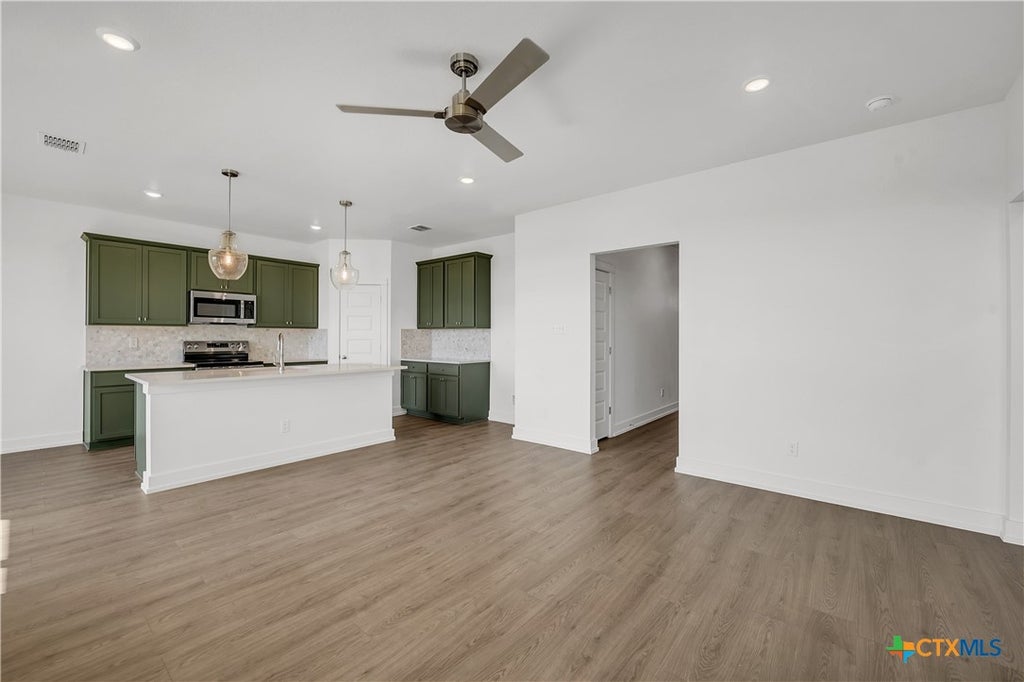 Photo of 119 Grand Canyon Drive, Copperas Cove, TX 76522 (MLS # 622897)