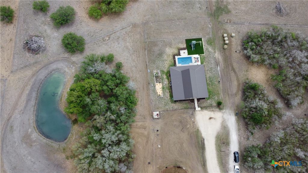 Photo of 1370 E Ward Street, Goliad, TX 77963 (MLS # 610158)