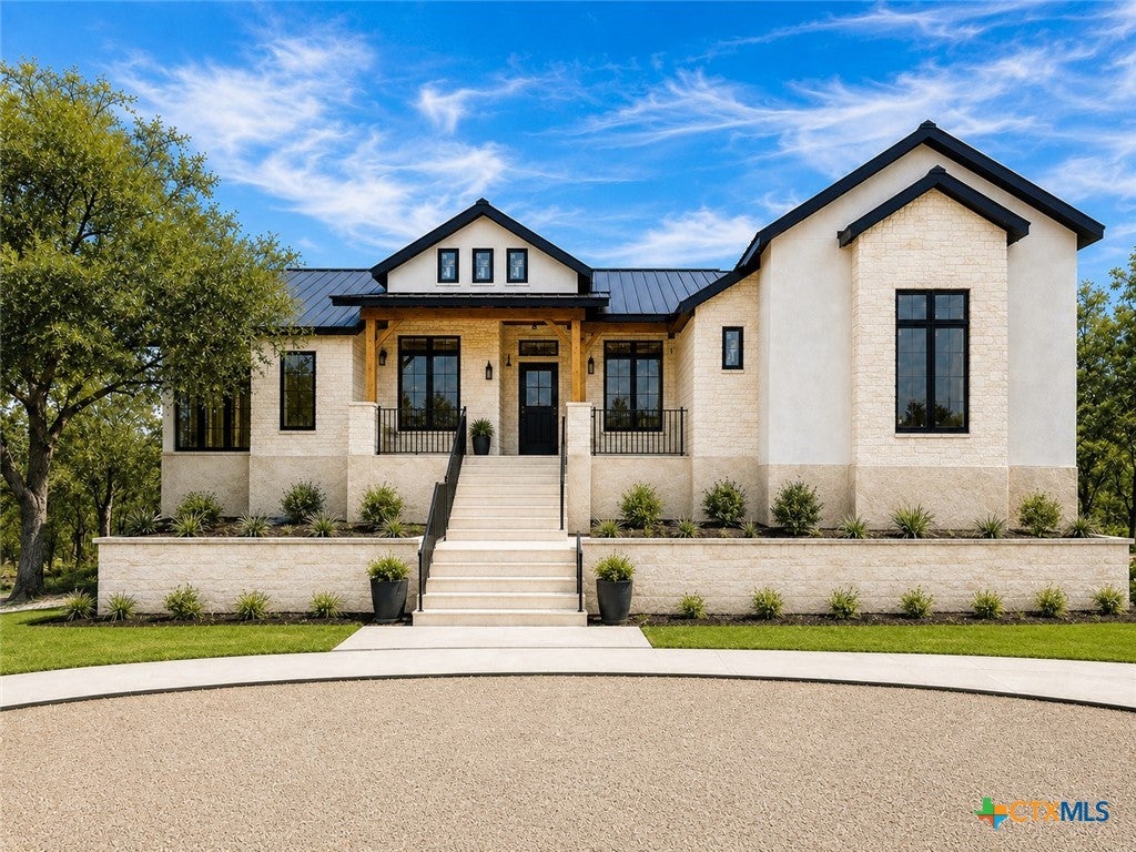 Photo of 1324 Powder Ridge Road, New Braunfels, TX 78132 (MLS # 627537)