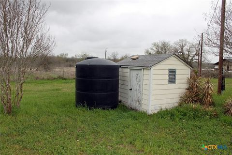 A home in Luling