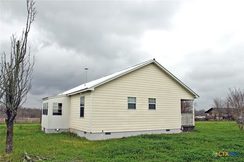 A home in Luling