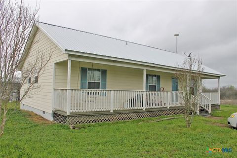 A home in Luling