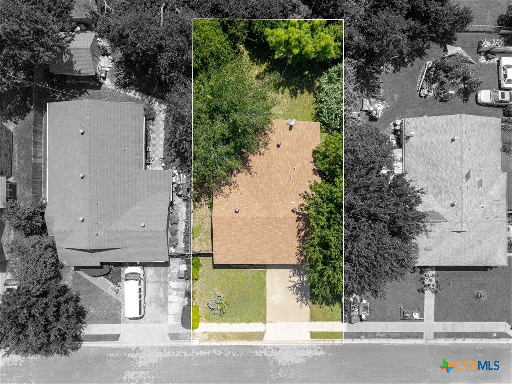 Photo of 115 W Hogan Drive, Copperas Cove, TX 76522 (MLS # 616596)
