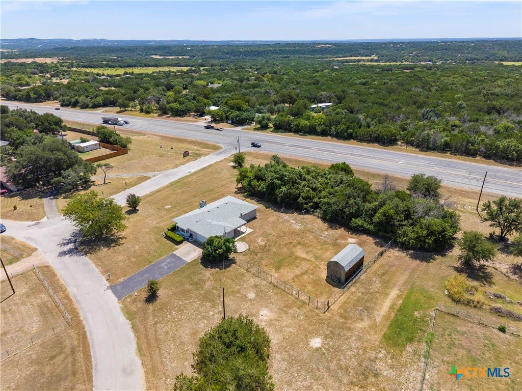Photo of 225 CR 3080, Lampasas, TX 76550 (MLS # 623225)