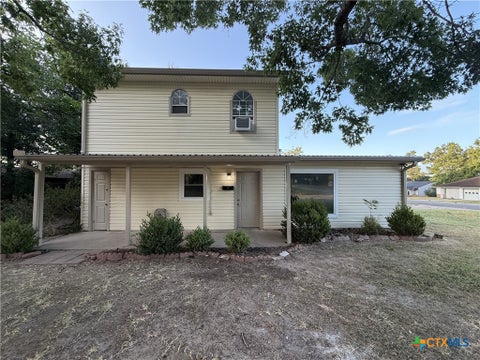 Photo of 1405 Highland Avenue, Rockdale, TX 76567 (MLS # 625699)