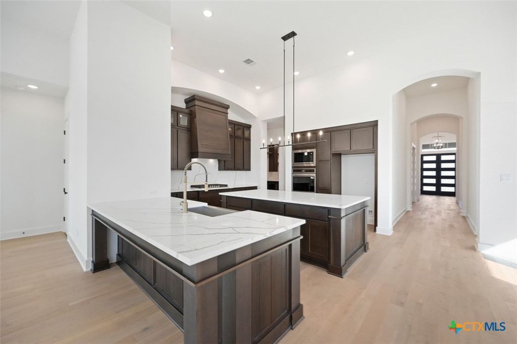 Photo of 121 Cherokee Sedge Path, San Marcos, TX 78666 (MLS # 593903)