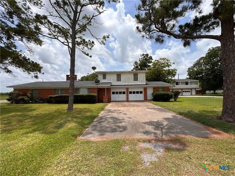 614 Apollo Drive Edna TX 77957