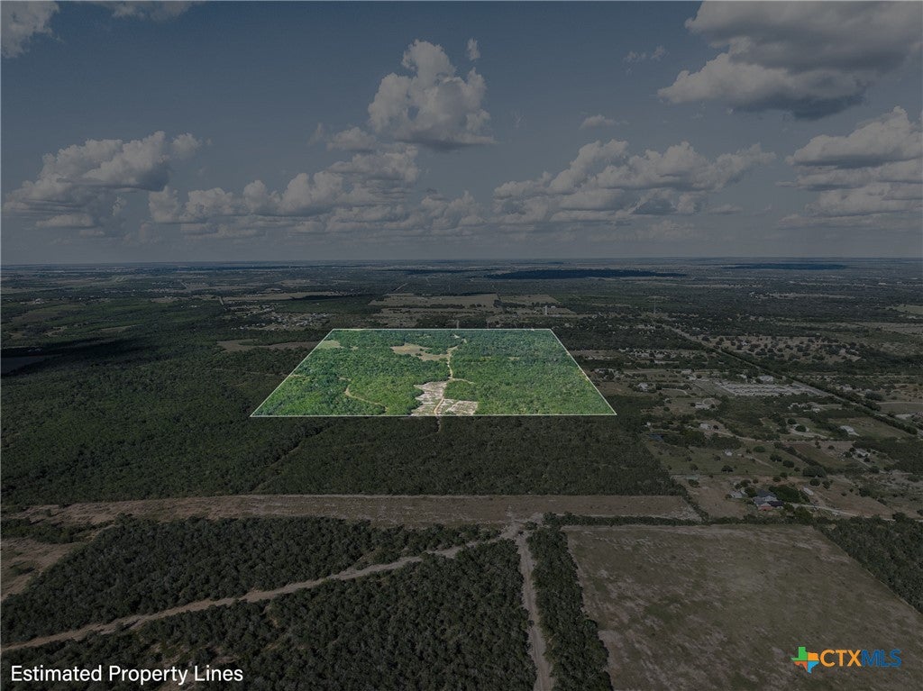 399 Seals Creek Rd, Lockhart, TX 78644