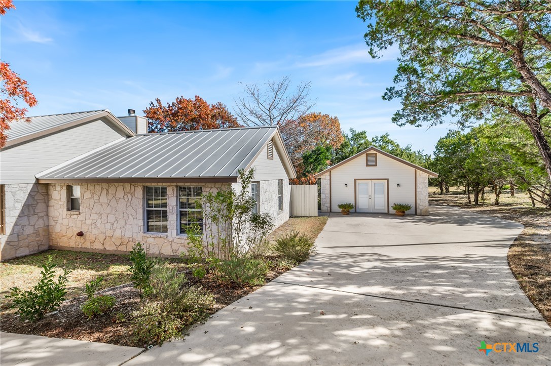 26371 Dull Knife Trail