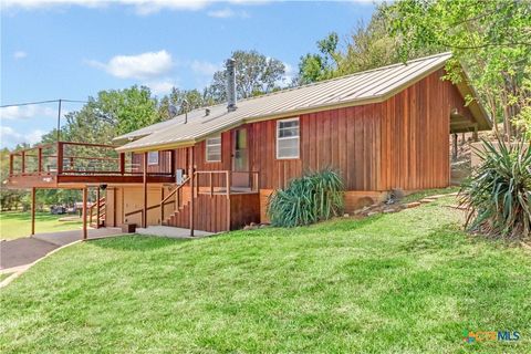 Photo of 1300 Keller Lane, Seguin, TX 78155 (MLS # 607366)