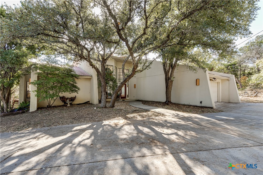 2701 Hillside Circle