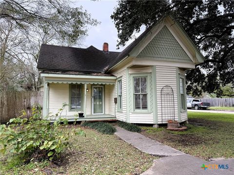 A home in El Campo