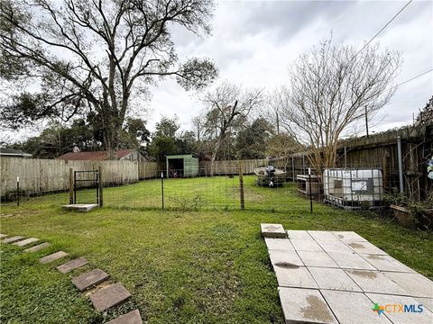 A home in El Campo