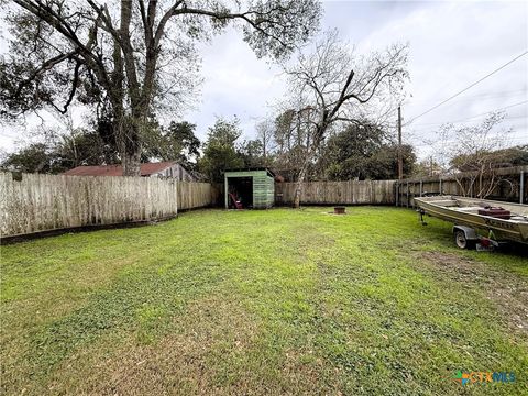 A home in El Campo