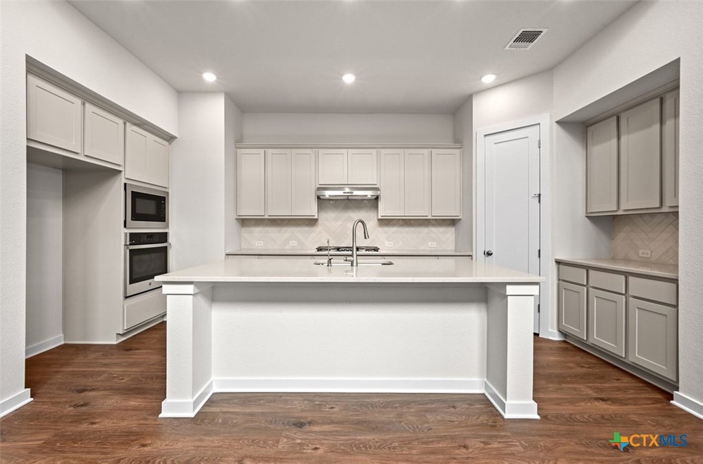 Photo of 150 High Rock Pass, Kyle, TX 78640 (MLS # 608765)