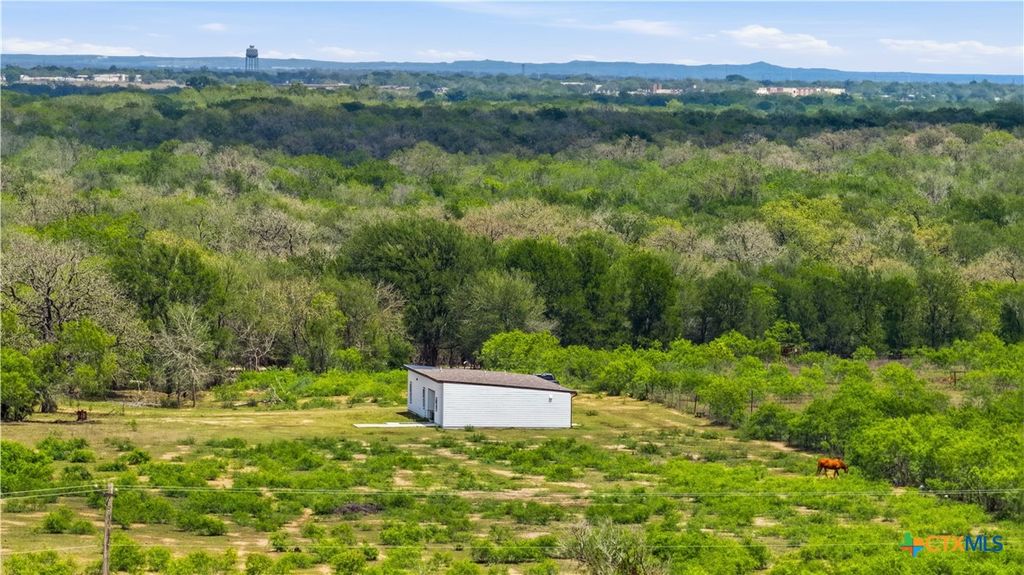 Photo of 950 Highsmith Road, Luling, TX 78648 (MLS # 611191)