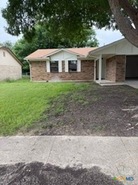 Photo of 1909 Moonlight Drive, Killeen, TX 76543 (MLS # 612261)