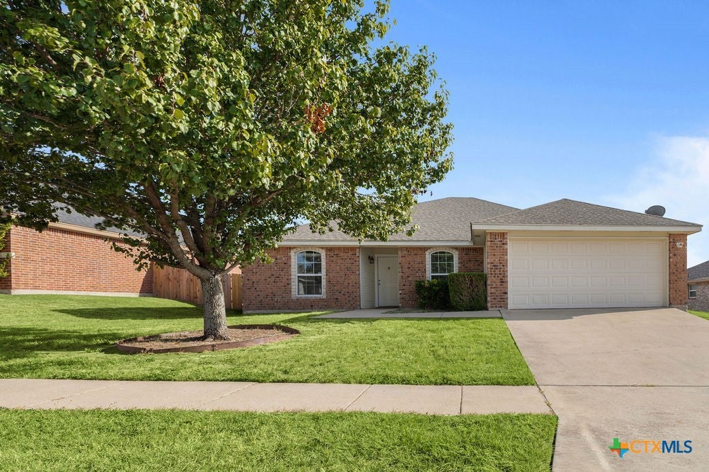 Photo of 1312 Copper Creek Drive, Killeen, TX 76549 (MLS # 622547)