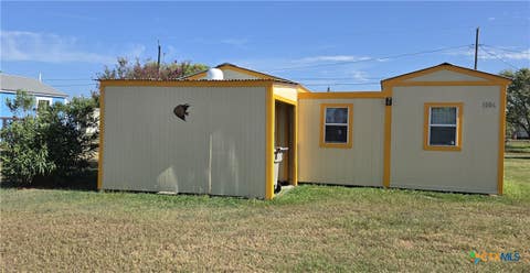 Photo of 1006 W Dallas Avenue, Seadrift, TX 77983 (MLS # 623265)