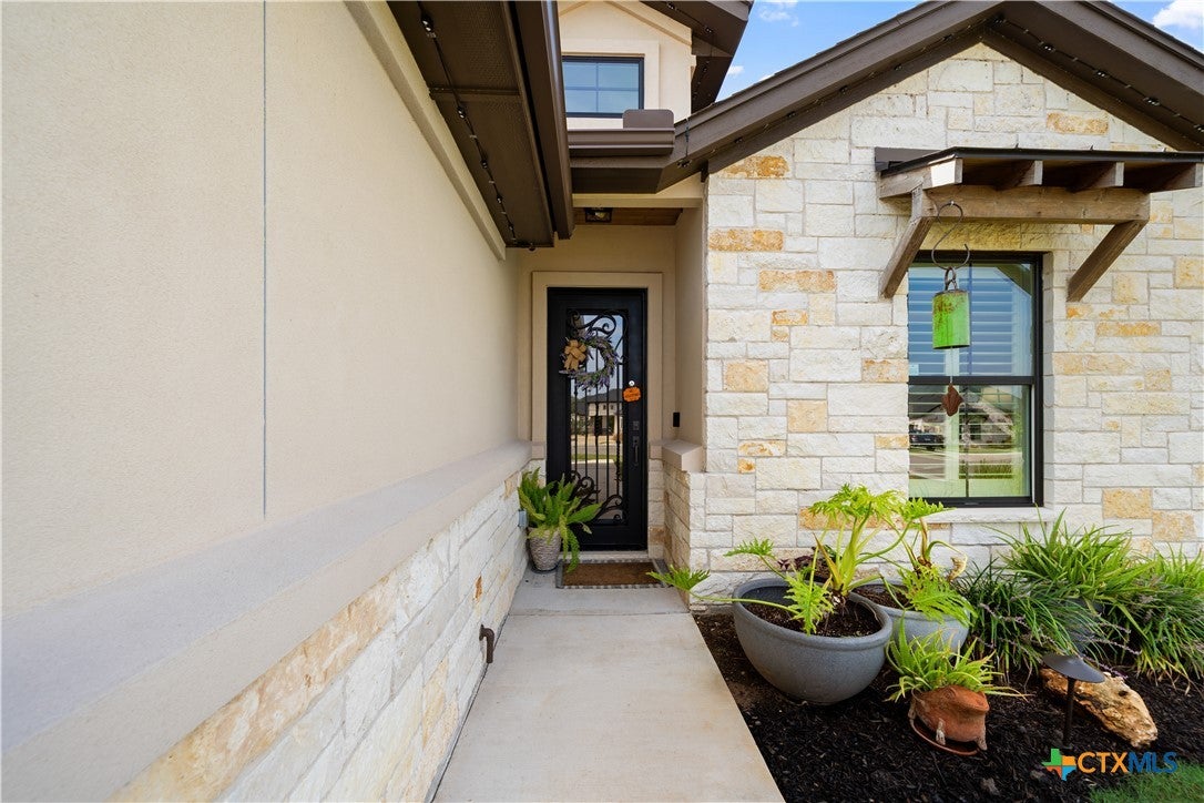 1111 Northcross Drive