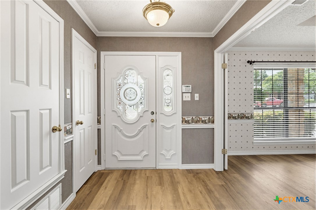 1313 Sparrow Trail