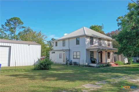 A home in Yoakum