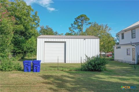 A home in Yoakum