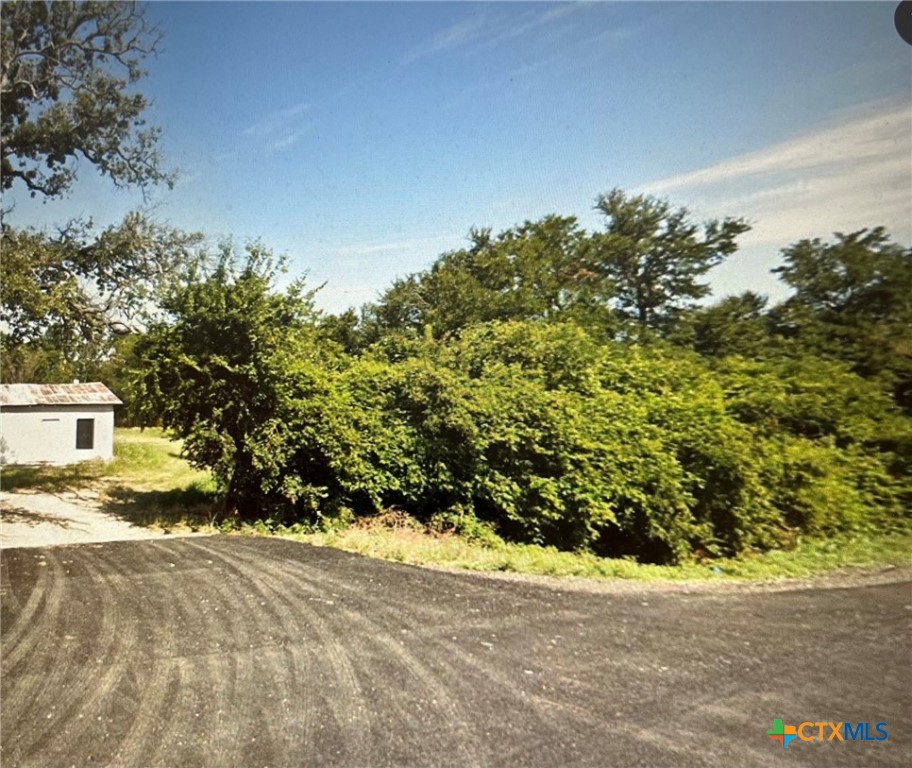 3004 N Travis Avenue