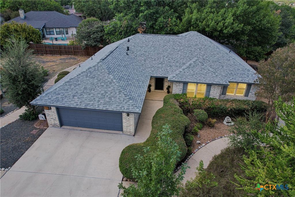 Photo of 1906 Round Table, New Braunfels, TX 78130 (MLS # 609153)