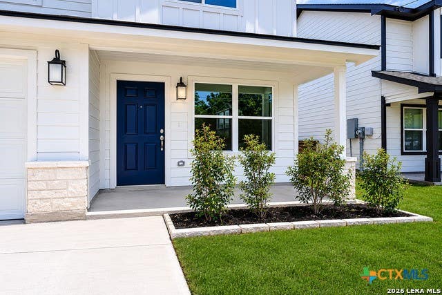 Photo of 304 W Martindale St, Seguin, TX 78155 (MLS # 617248)