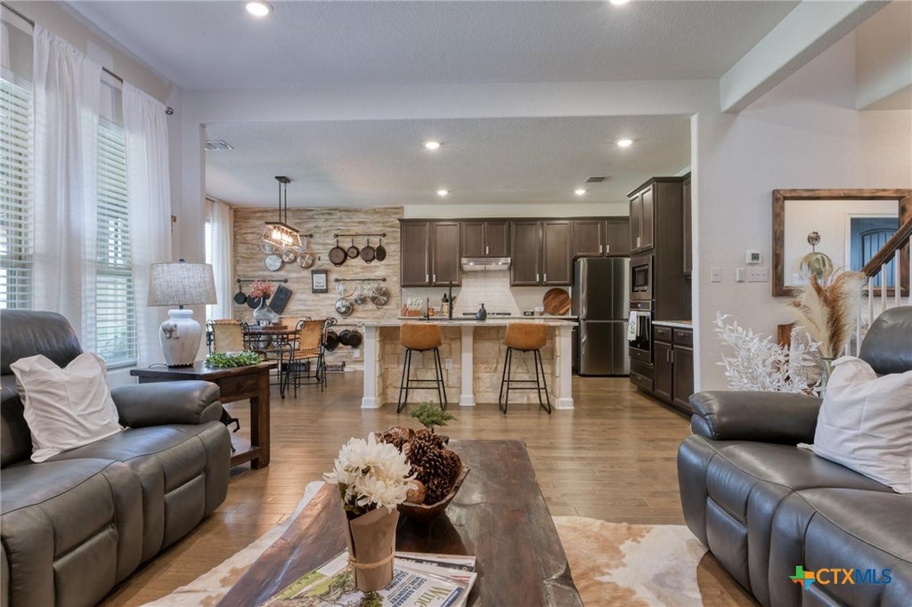 Photo of 1531 Esser Crossing, New Braunfels, TX 78132 (MLS # 611564)