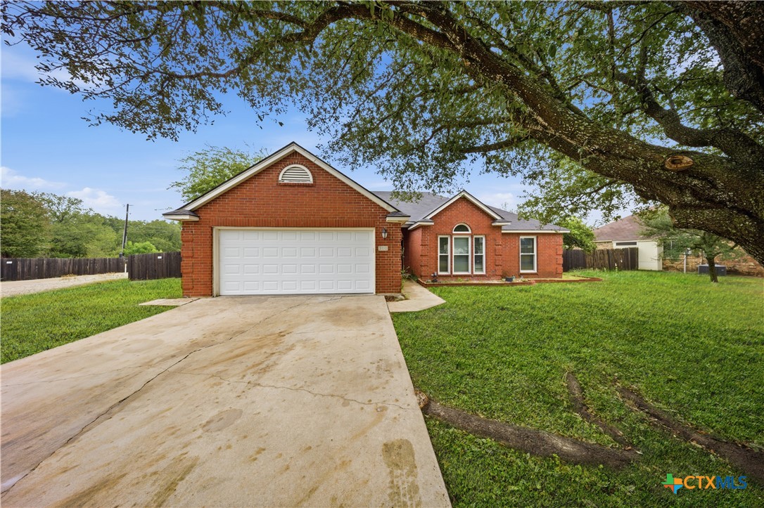 3110 Red Oak Drive