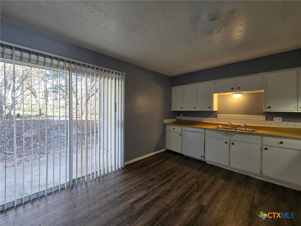 1305 Indian Trail