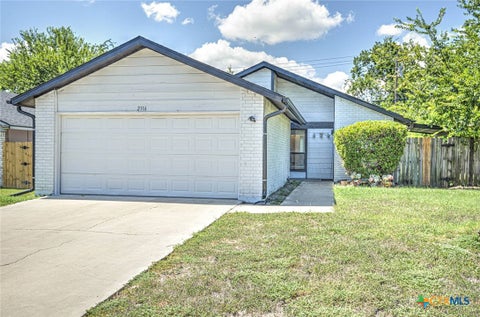 Photo of 2116 Coach Drive, Killeen, TX 76543 (MLS # 617013)