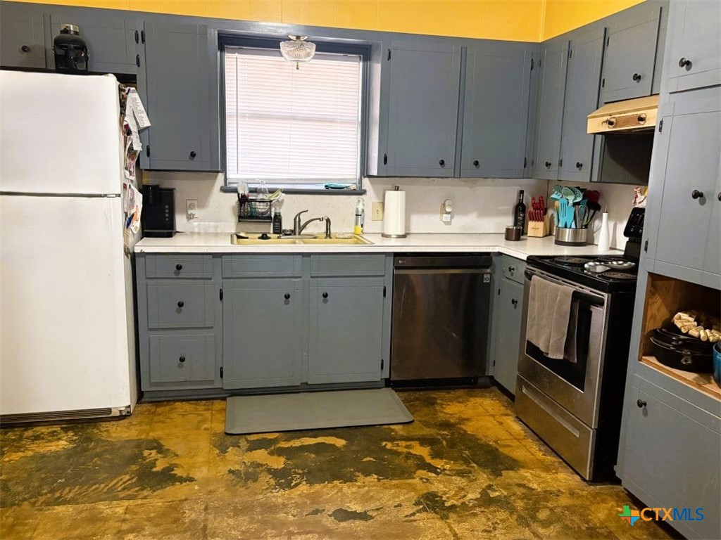 508 Rose Marie Boulevard