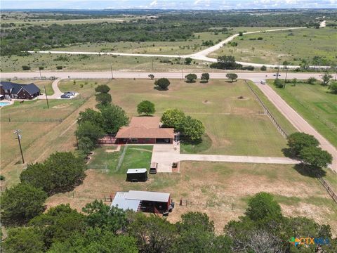 Photo of 532 Whispering Oaks Drive, Copperas Cove, TX 76522 (MLS # 611609)