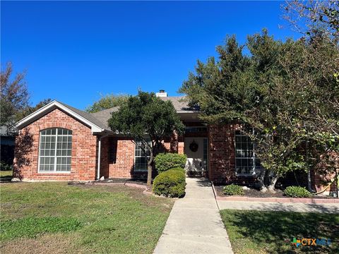Photo of 2109 Southport Drive, Killeen, TX 76542 (MLS # 598068)