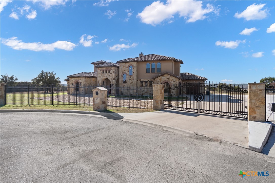 509 Hickory Drive